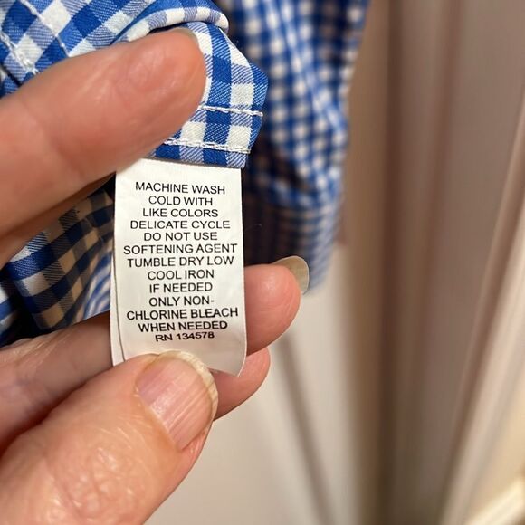 Vineyard Vines youth boys size 12-14 blue/white whale shirt. - Picture 5 of 5